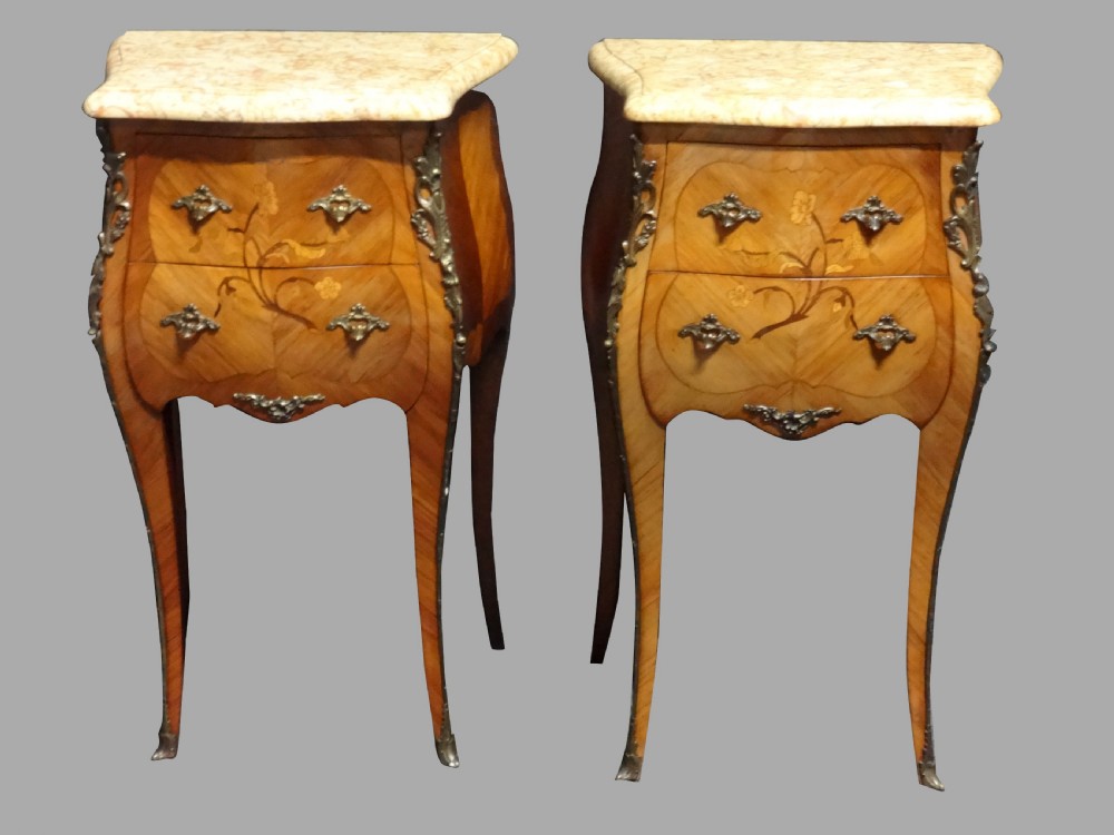 Good Pair French Kingwood Bombe Shaped Bedside Chests