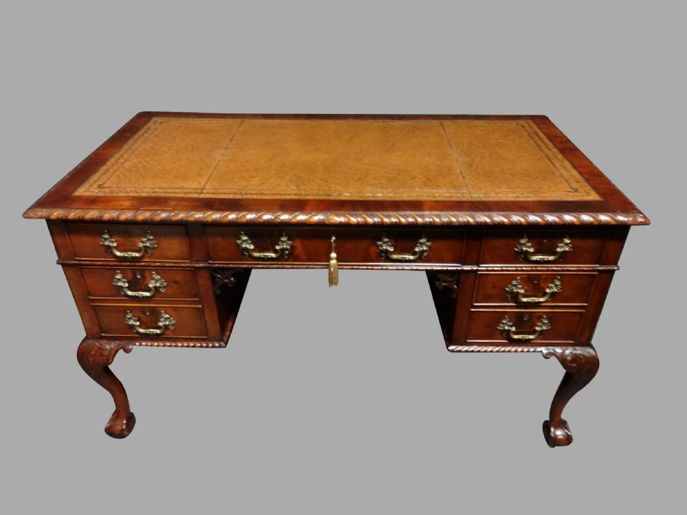 A Good Mahogany Chippendale Style Desk