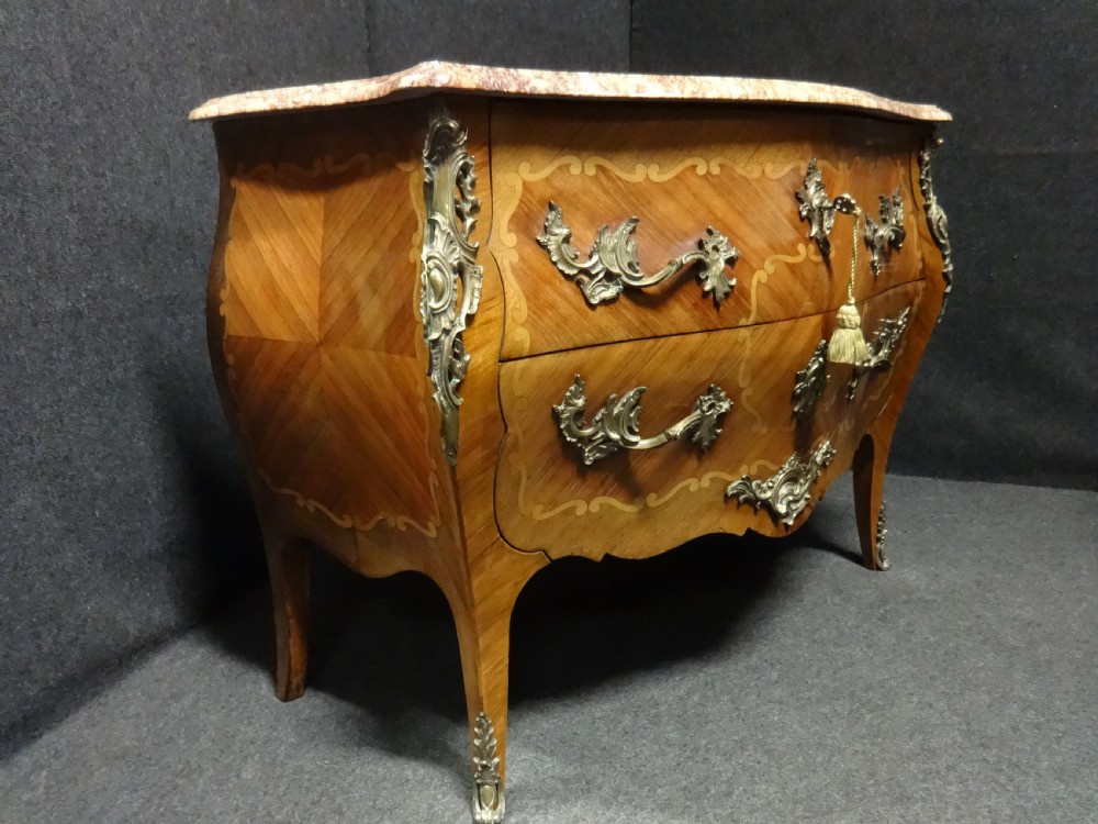 Excellent French Marquetry Bombe Commode Chest of Drawers View V