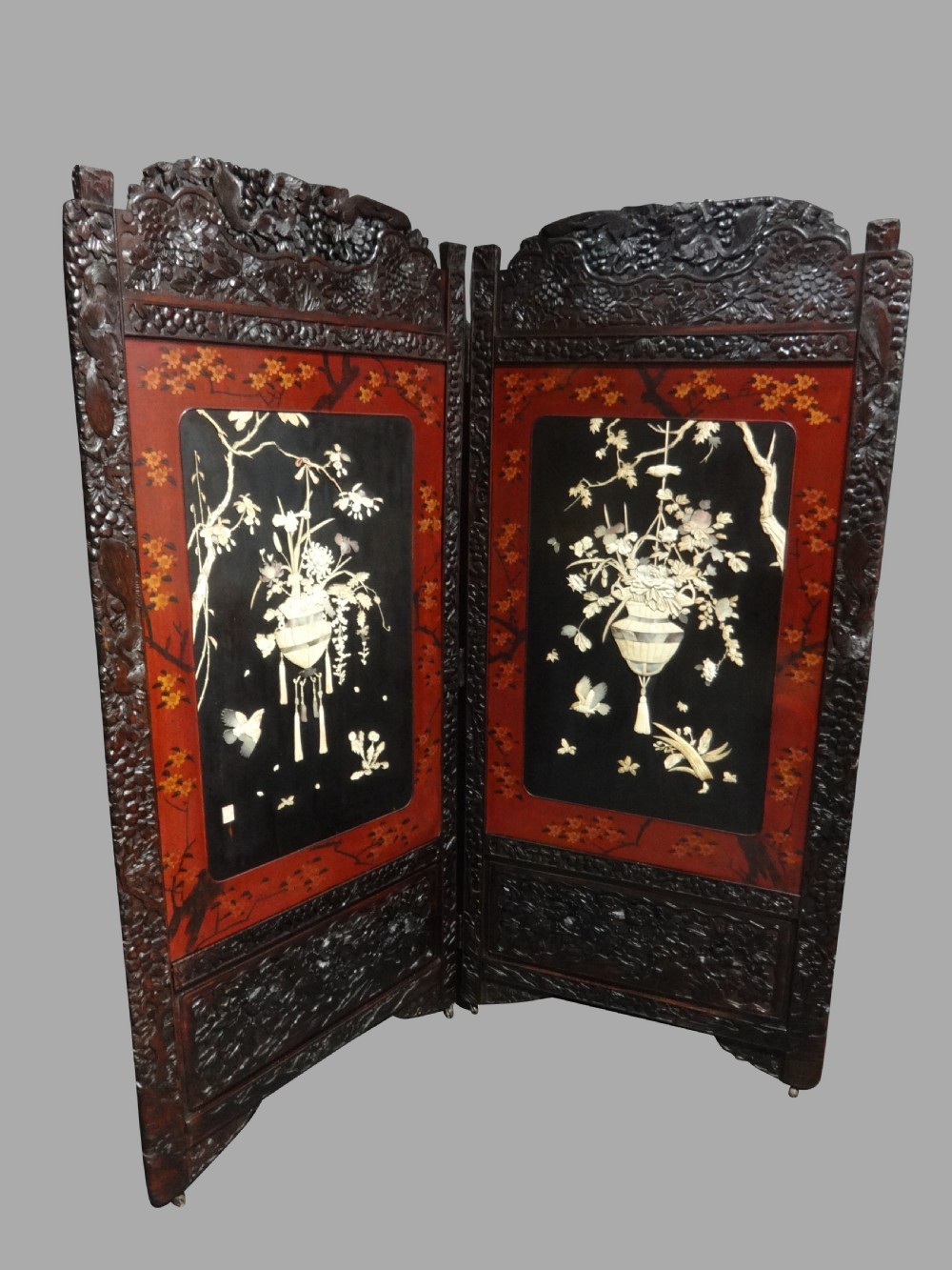 Wonderful Chinese Laquered Screen
