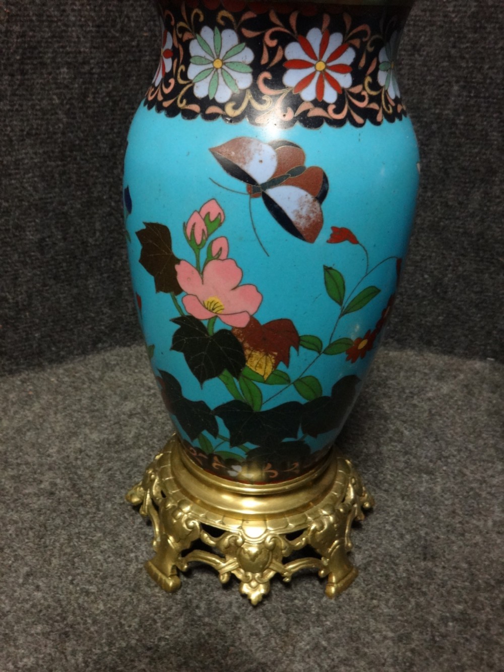 Pair Victorian Cloisonne Oil Lamps View VII
