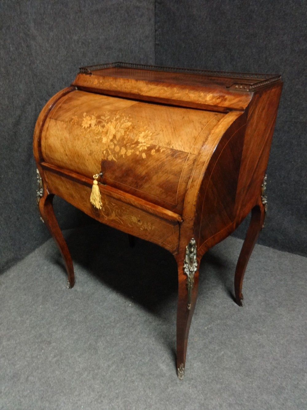 Very Good Marquetry and Rosewood Bureau De Dame View XI