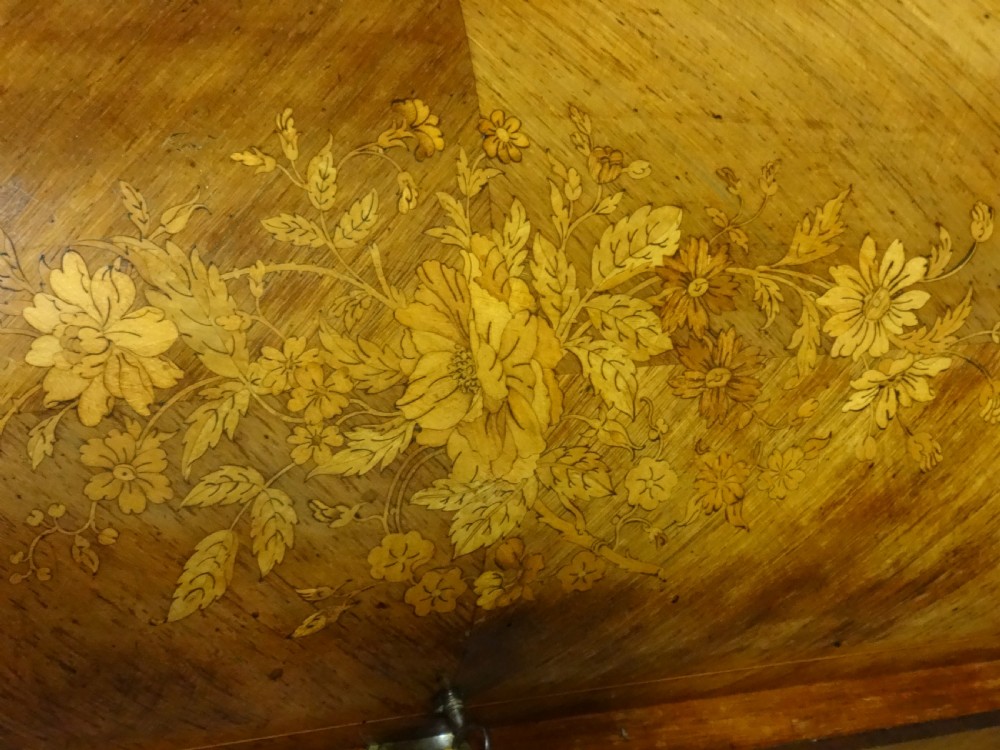 Very Good Marquetry and Rosewood Bureau De Dame View XXII
