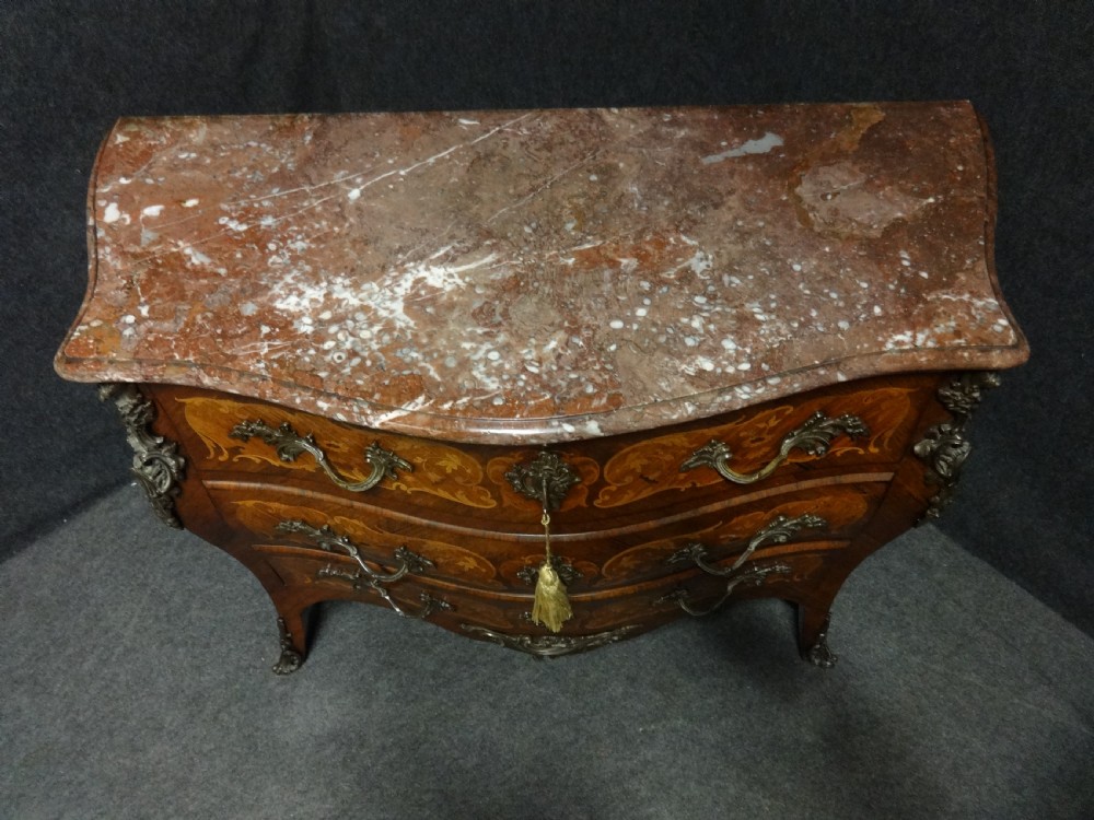 Outstanding Kingwood Marquetry Commode Chest of Drawers View III
