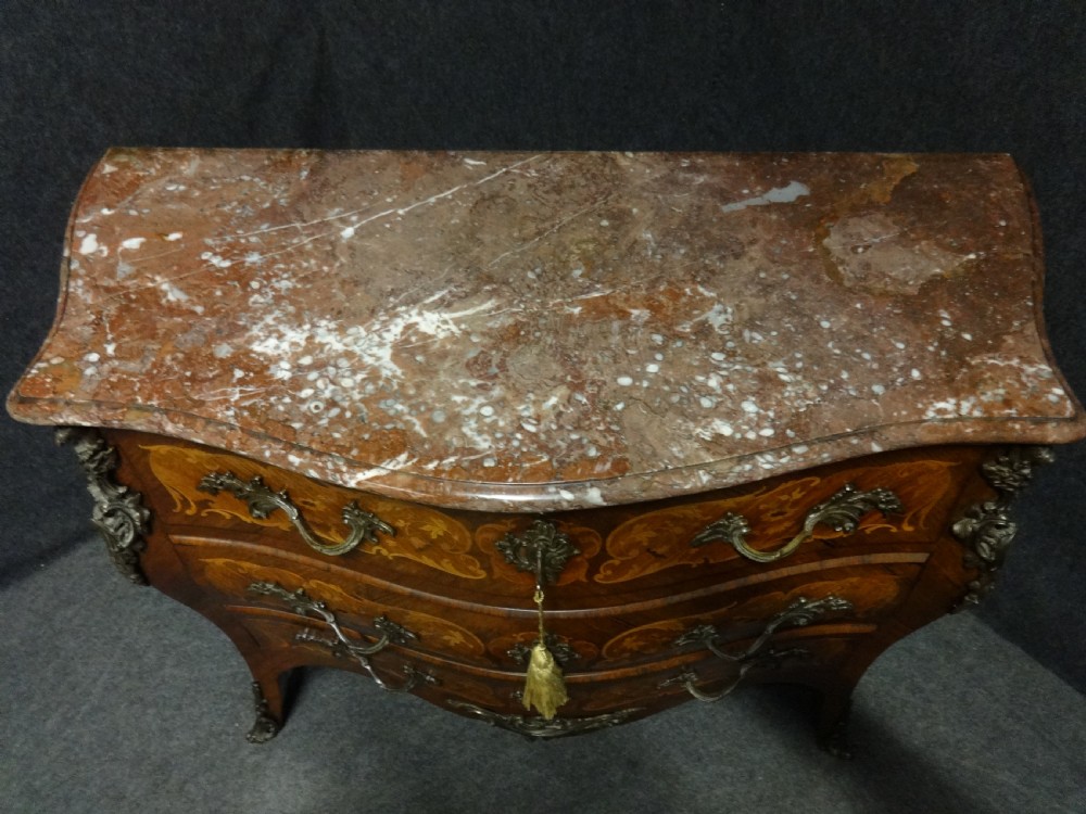 Outstanding Kingwood Marquetry Commode Chest of Drawers View IV