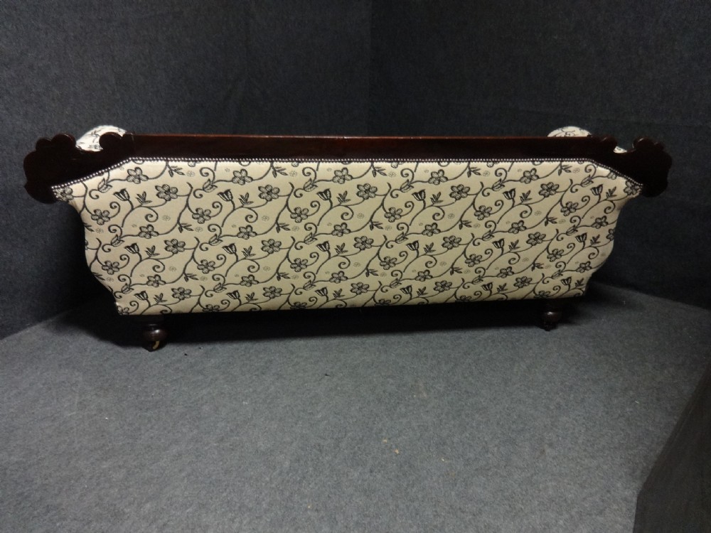 Very Good Victorian Mahogany Sofa View XII