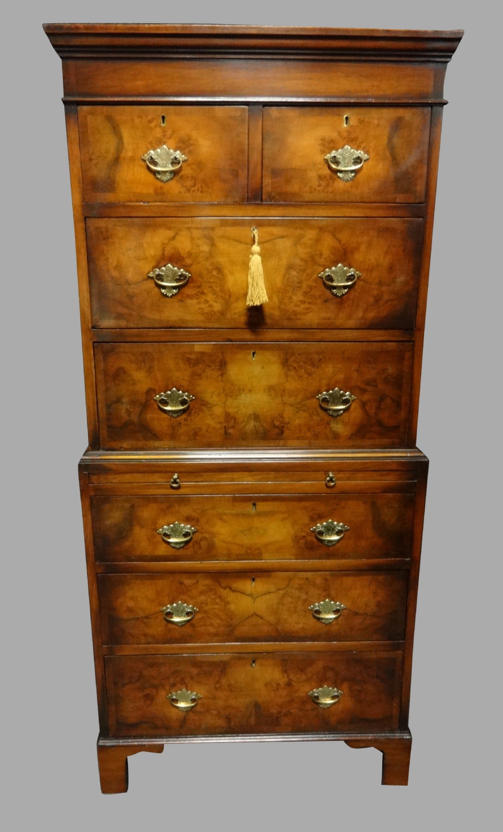 Good Burr Walnut Queen Anne Style Chest on Chest of Drawers