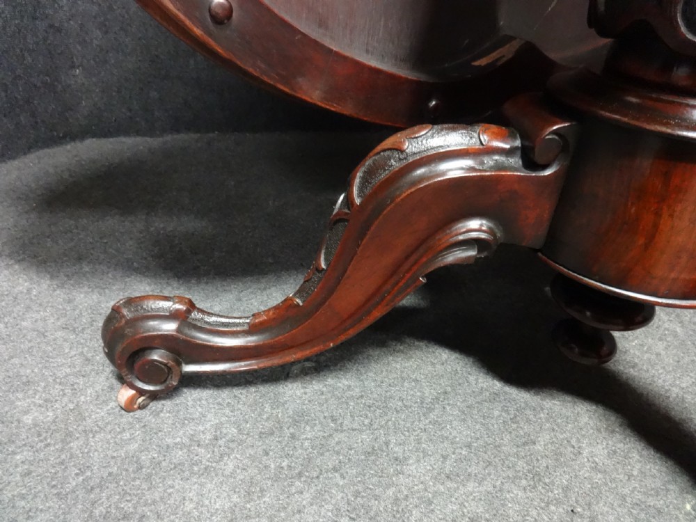Fabulous Victorian Petal Shaped Burr Walnut Dining Table View X
