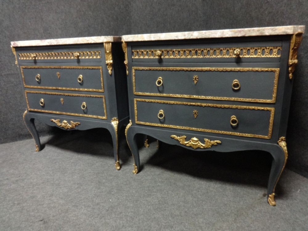 Very Good Pair of French Ormolu Commode Chest of Drawers View V
