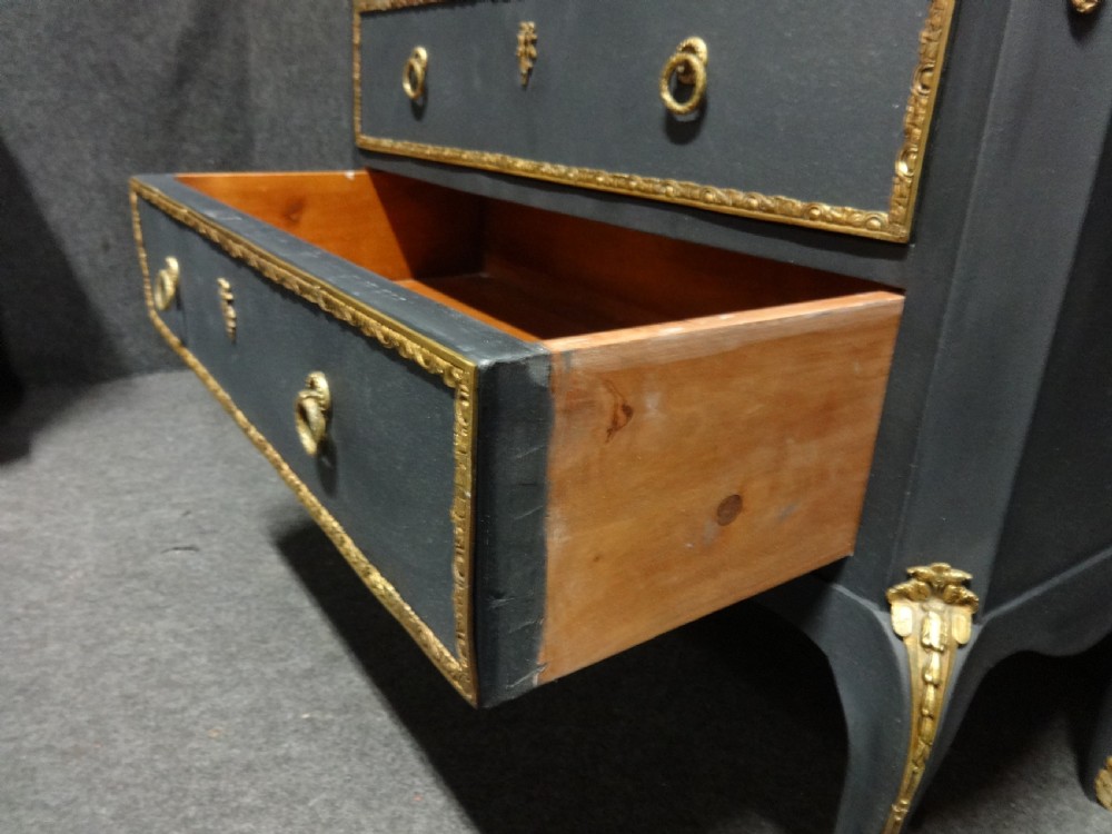 Very Good Pair of French Ormolu Commode Chest of Drawers View XII