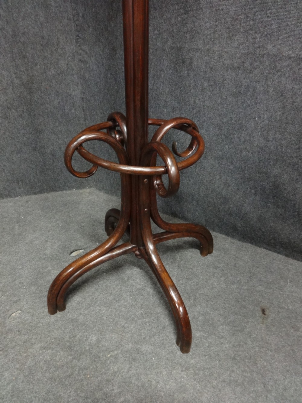 Lovely Thonet Bentwood Coatstand View II