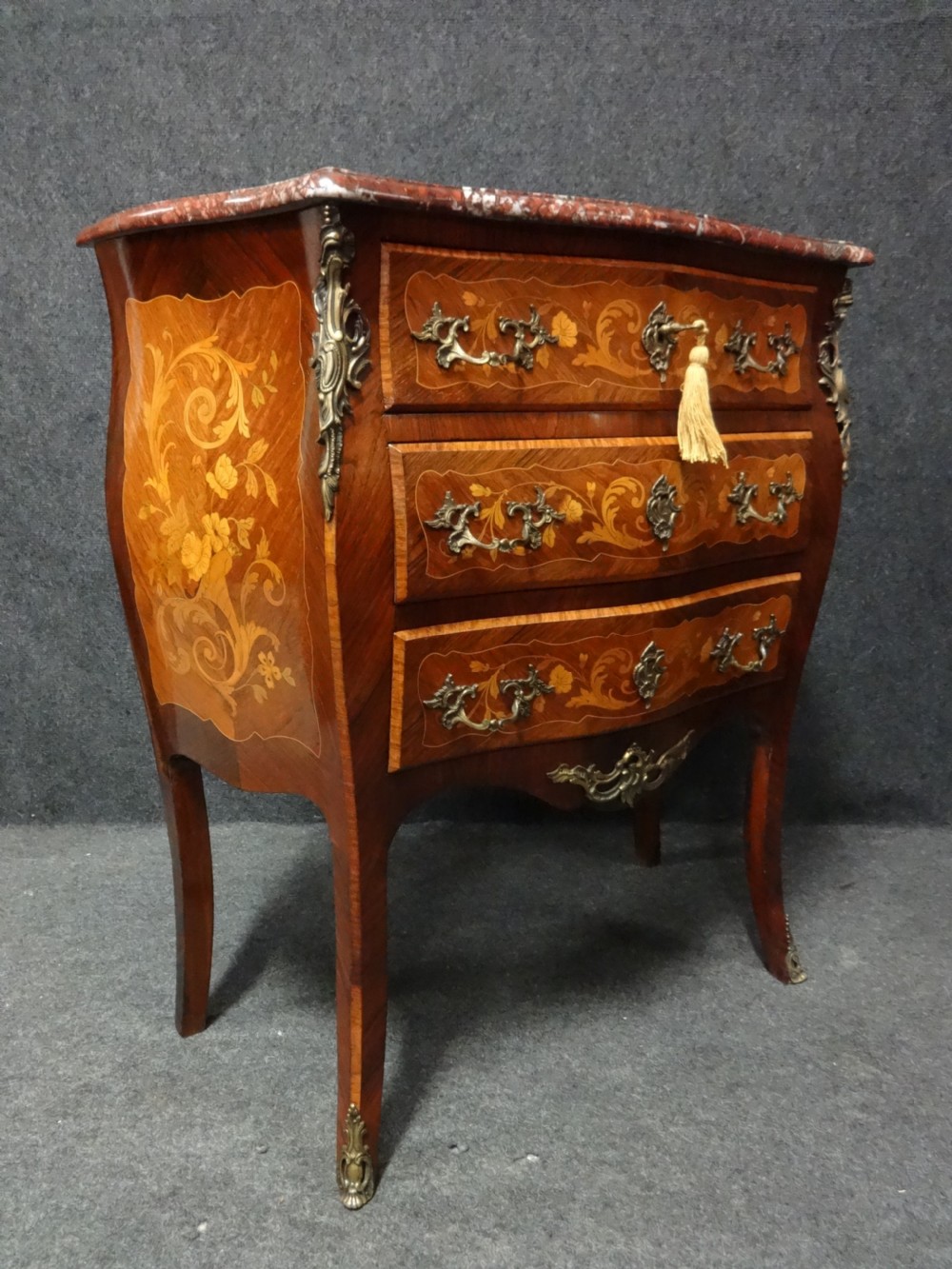 Superb French Marquetry Commode Chest of Drawers View IV