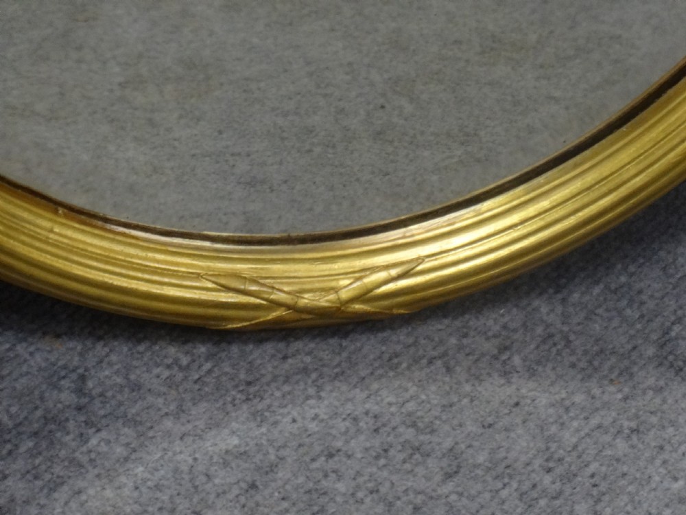 Good English Victorian Oval Gilt Mirror View II