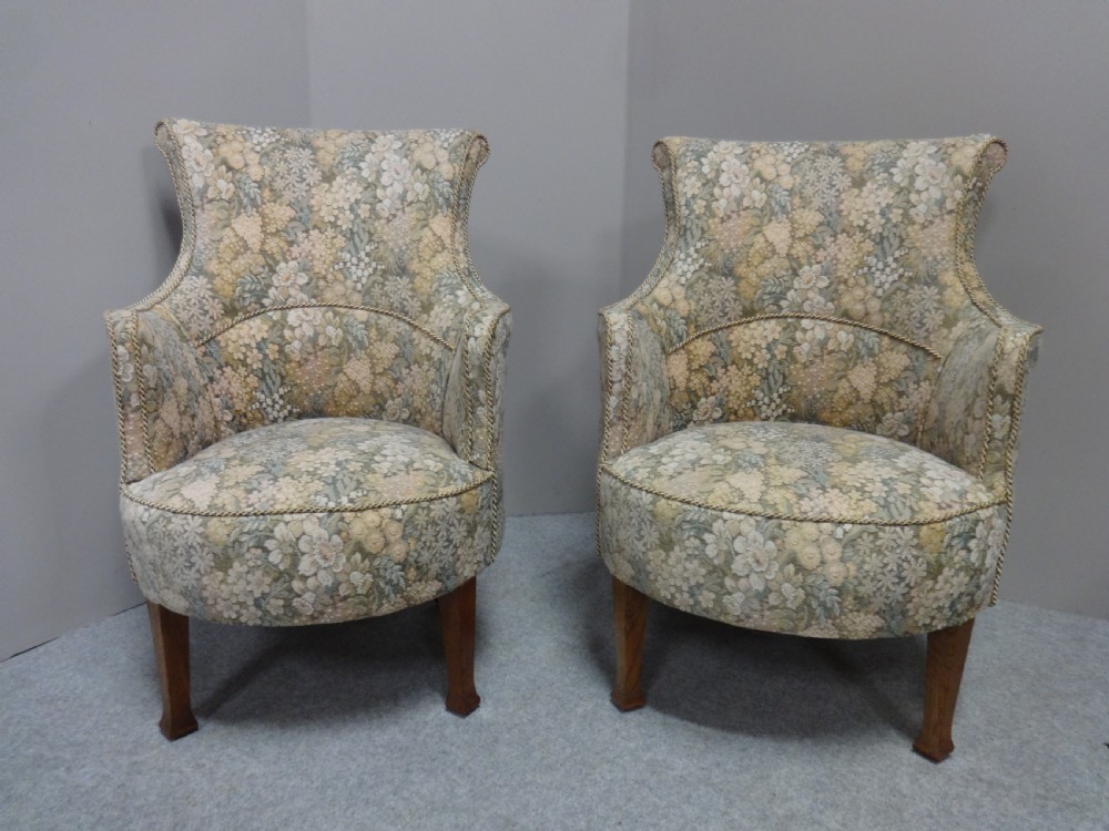 A very Good Pair Arts and Crafts Tub Chairs