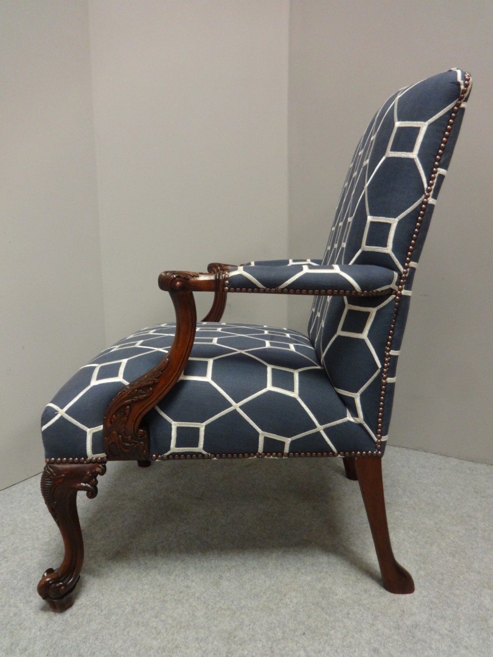 Very Good Mahogany Gainsborough Chair View IV