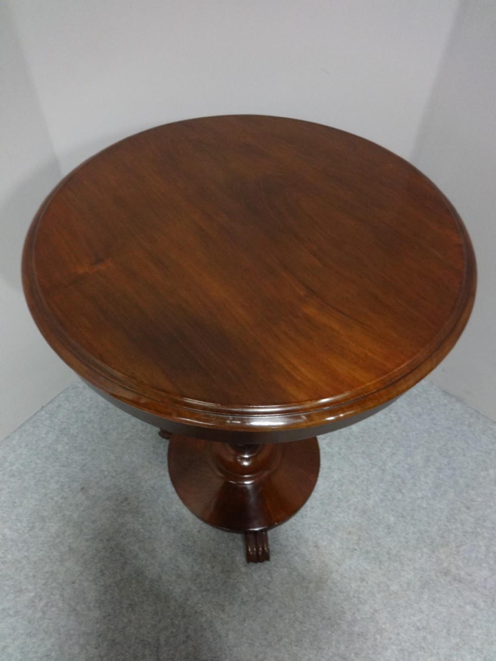 Pretty William 4th Mahogany Lamp Table View II