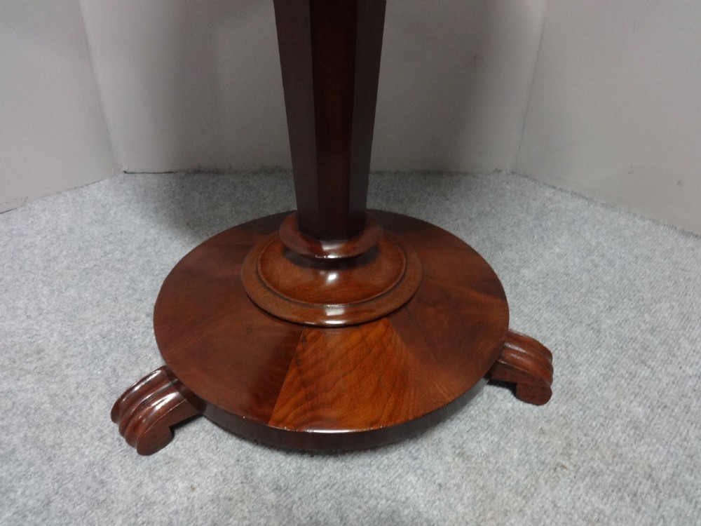 Pretty William 4th Mahogany Lamp Table View V