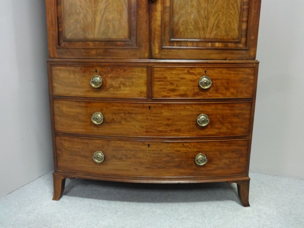 Lovely  Georgian Mahogany Bowed Linen Press View II