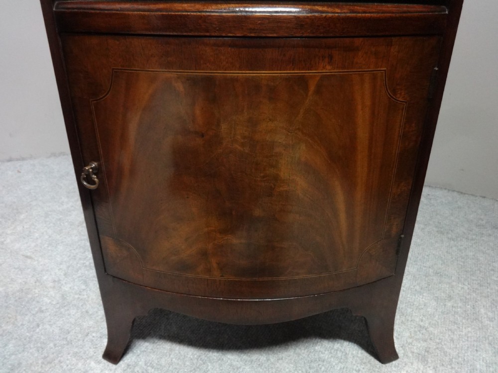 Excellent Pair Bowed Mahogany Bedside Cabinets View IV