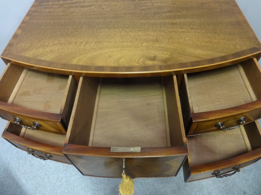 Outstanding Georgian Bowed Mahogany Chest View VII