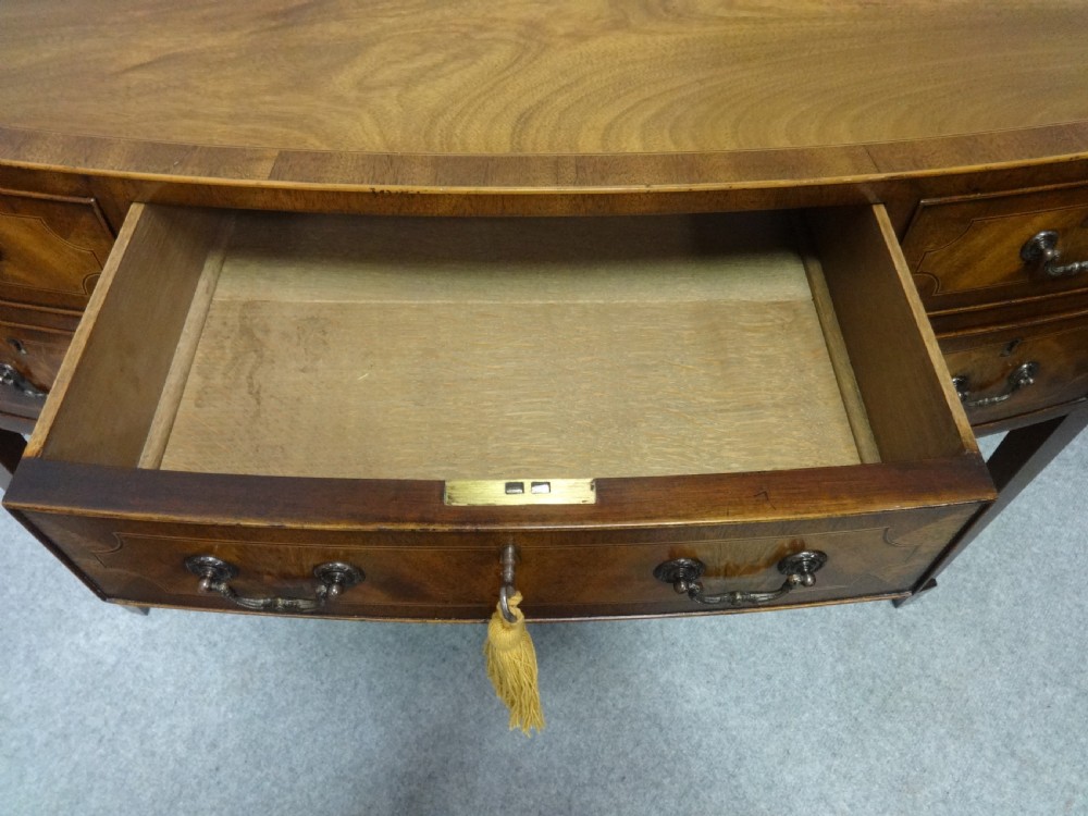 Wonderful Georgian Inlaid Mahogany Dressing  Table View IV