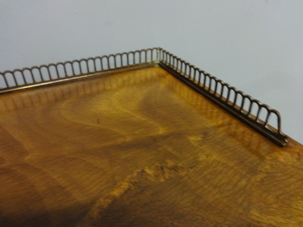 Top Quality Pair of Inlaid Dwarf Sidecabinets View VI