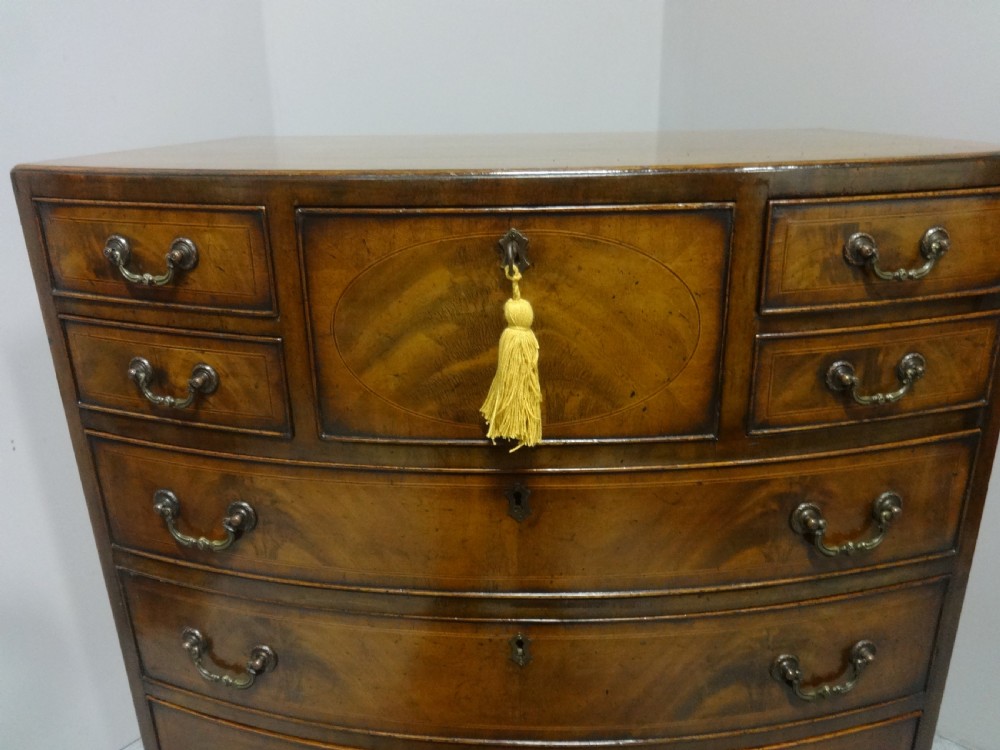 Excellent Georgian Inlaid and Bowed Chest of Drawers View IV