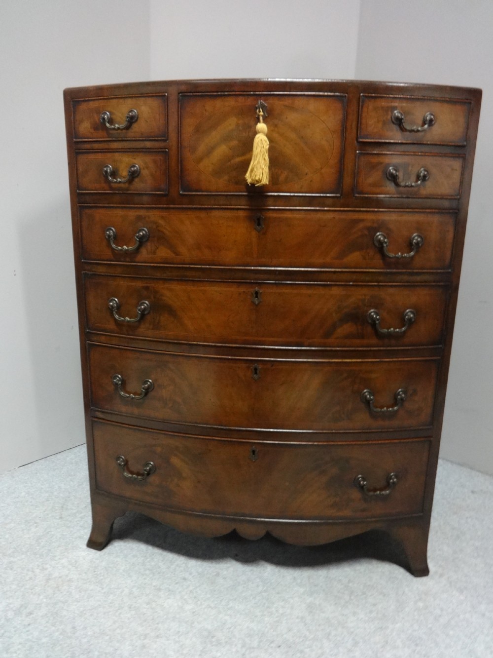 Excellent Georgian Inlaid and Bowed Chest of Drawers View V