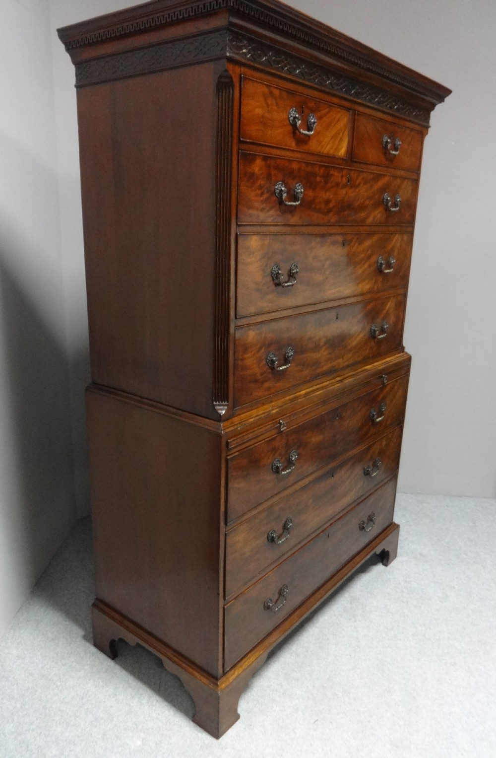 Excellent Quality Georgian Mahogany Chest on Chest of Drawers View V