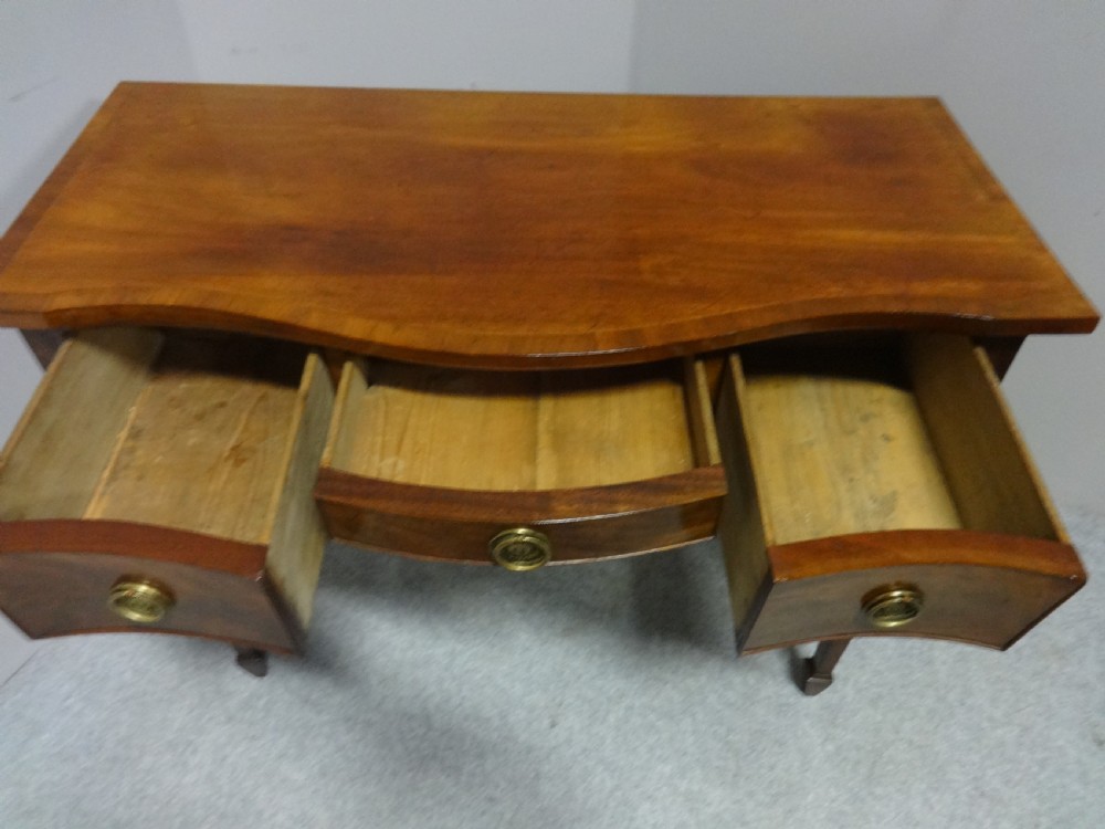 Good Mahogany Serpentine Side Table View IV