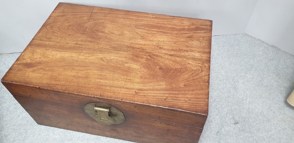 Super Camphor Coffee Table Chest View IV