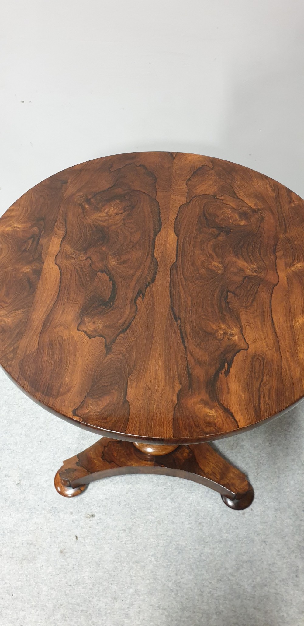 Outstanding Regency Rosewood Occasional Lamp Table View IV