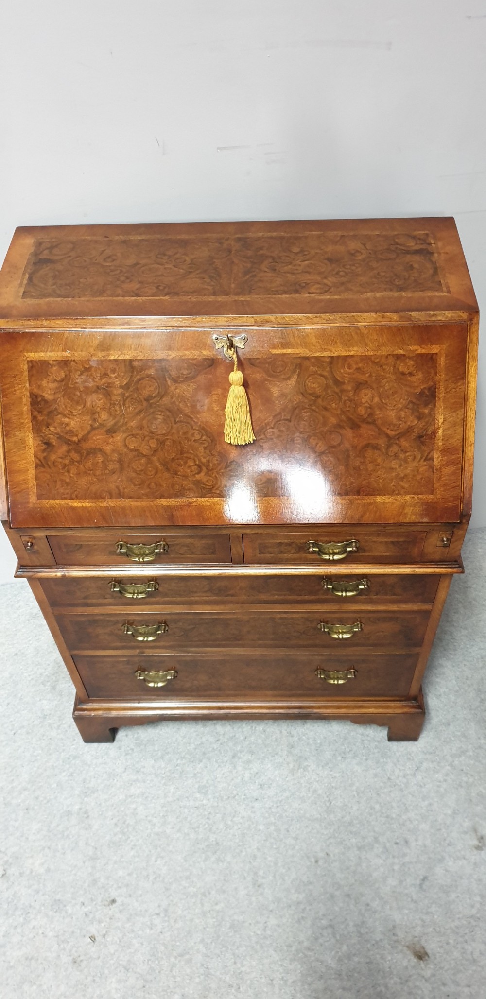 Superb Queen Anne Walnut Bureau  View IV