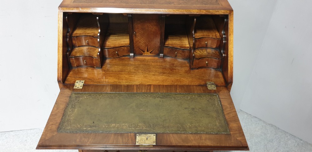 Superb Queen Anne Walnut Bureau  View VIII