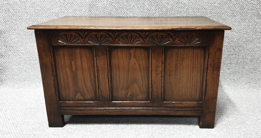 Small Oak Coffer