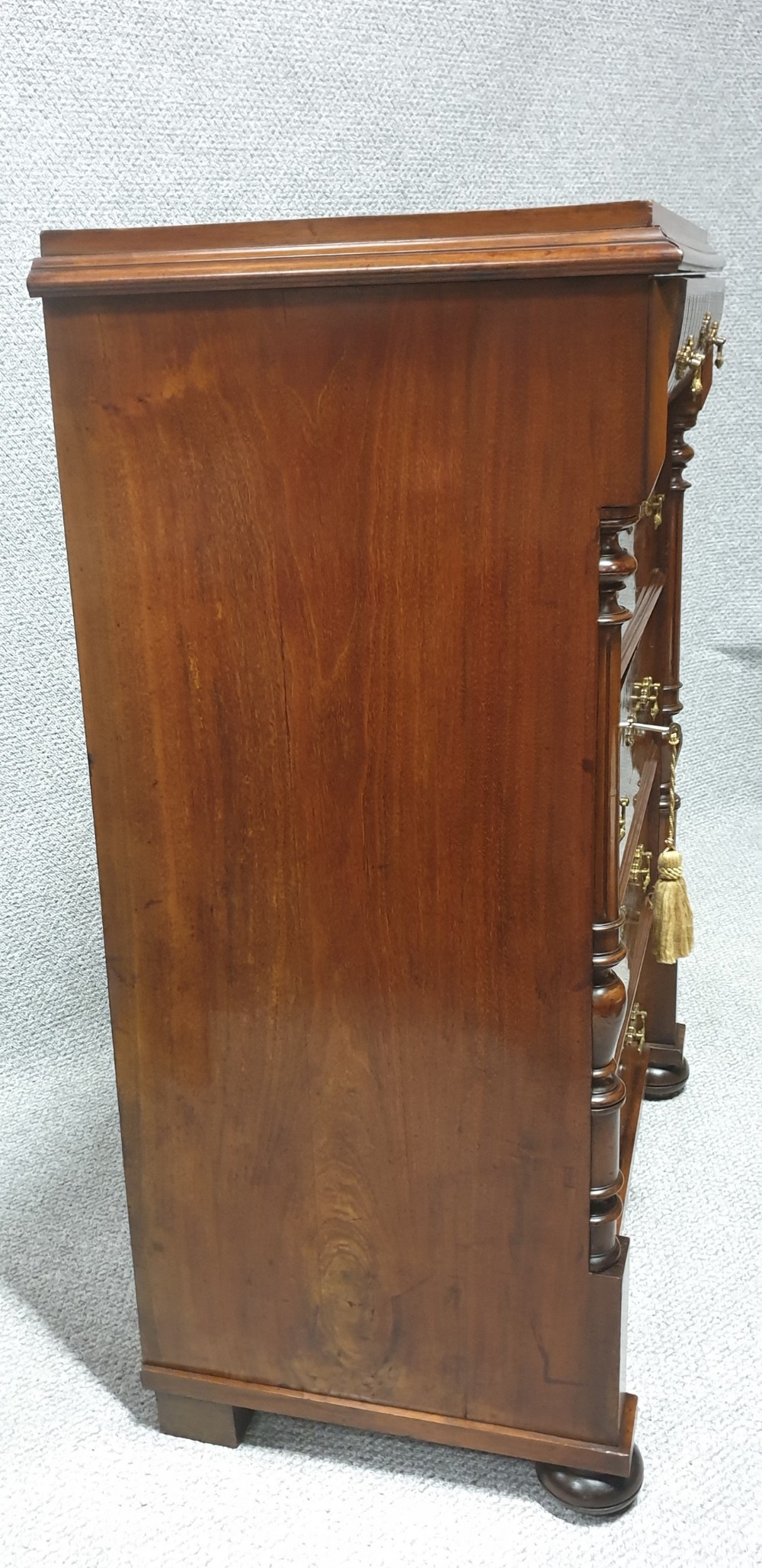 Excellent Burr Walnut Chest of Drawers View V