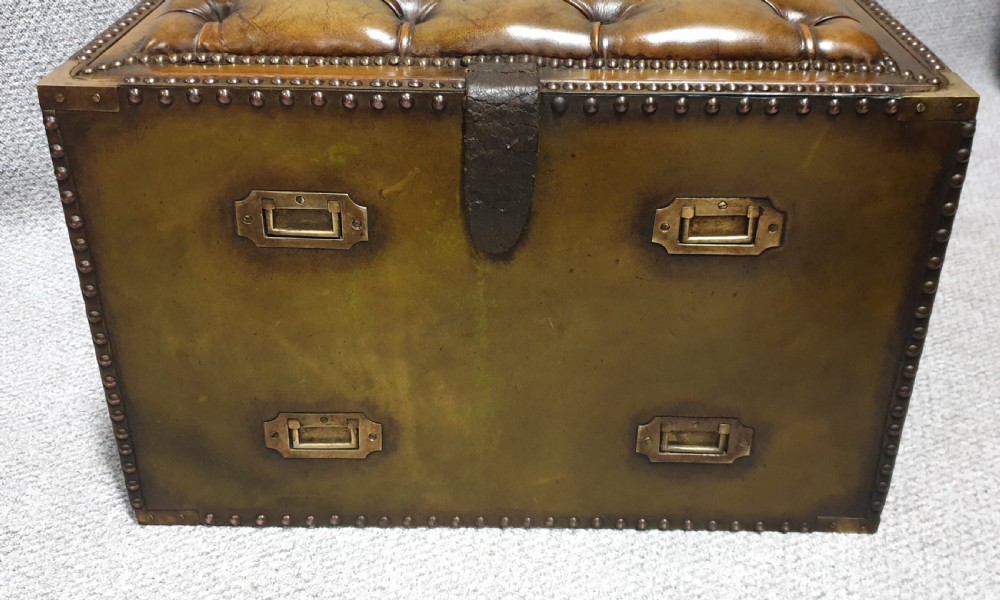 Super Green Leather Campaign Box View II