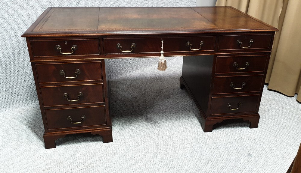 Georgian Mahogany Pedestal Desk View VI