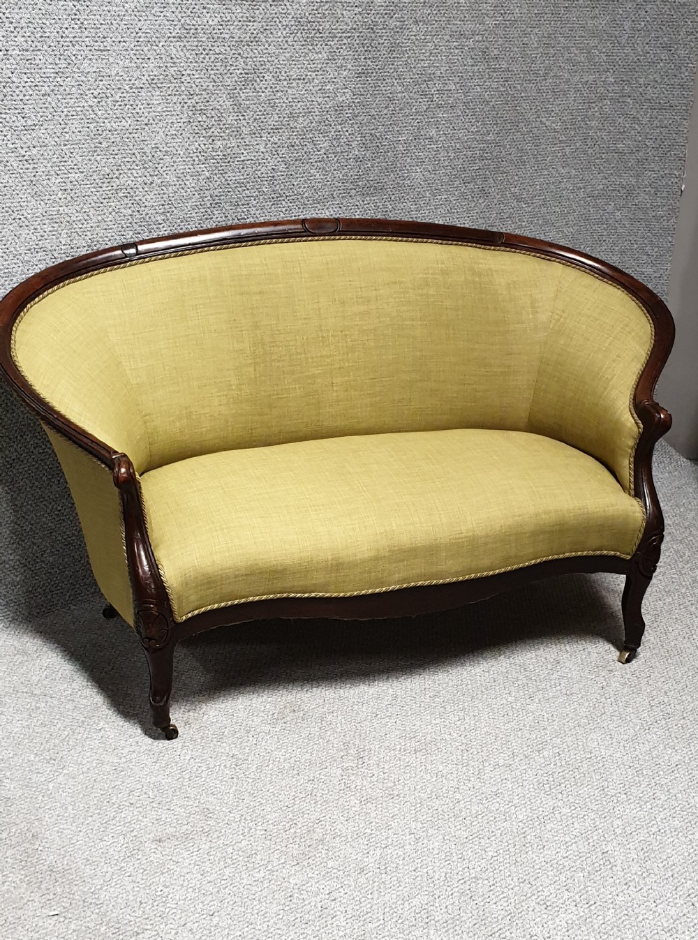 Pretty Victorian  Mahogany Sofa