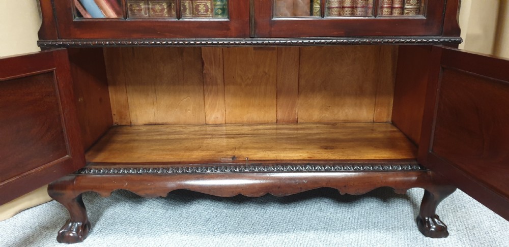 Mahogany  Chippendale Bookcase View VII
