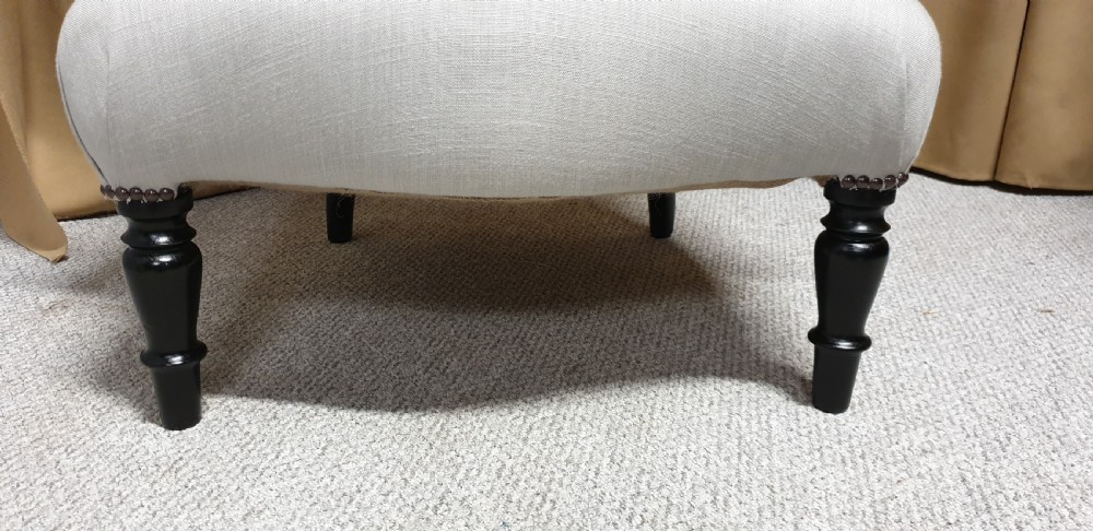 French Deep Buttoned Chair View III