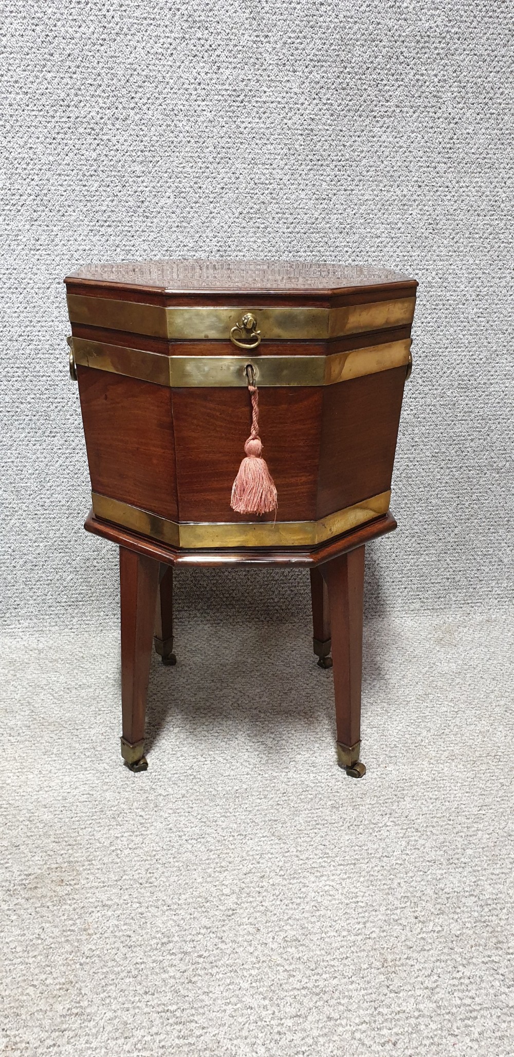 Super Georgian Mahogany Wine cooler