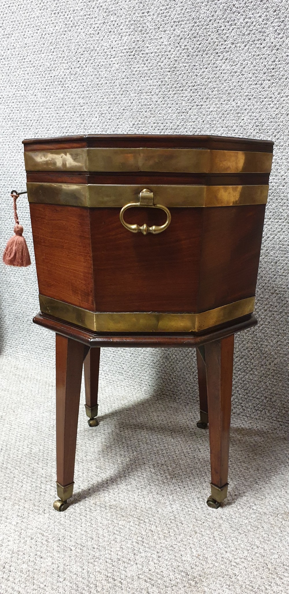 Super Georgian Mahogany Wine cooler View IV
