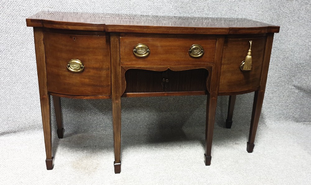 Georgian Mahogany Bowed Sideboard 