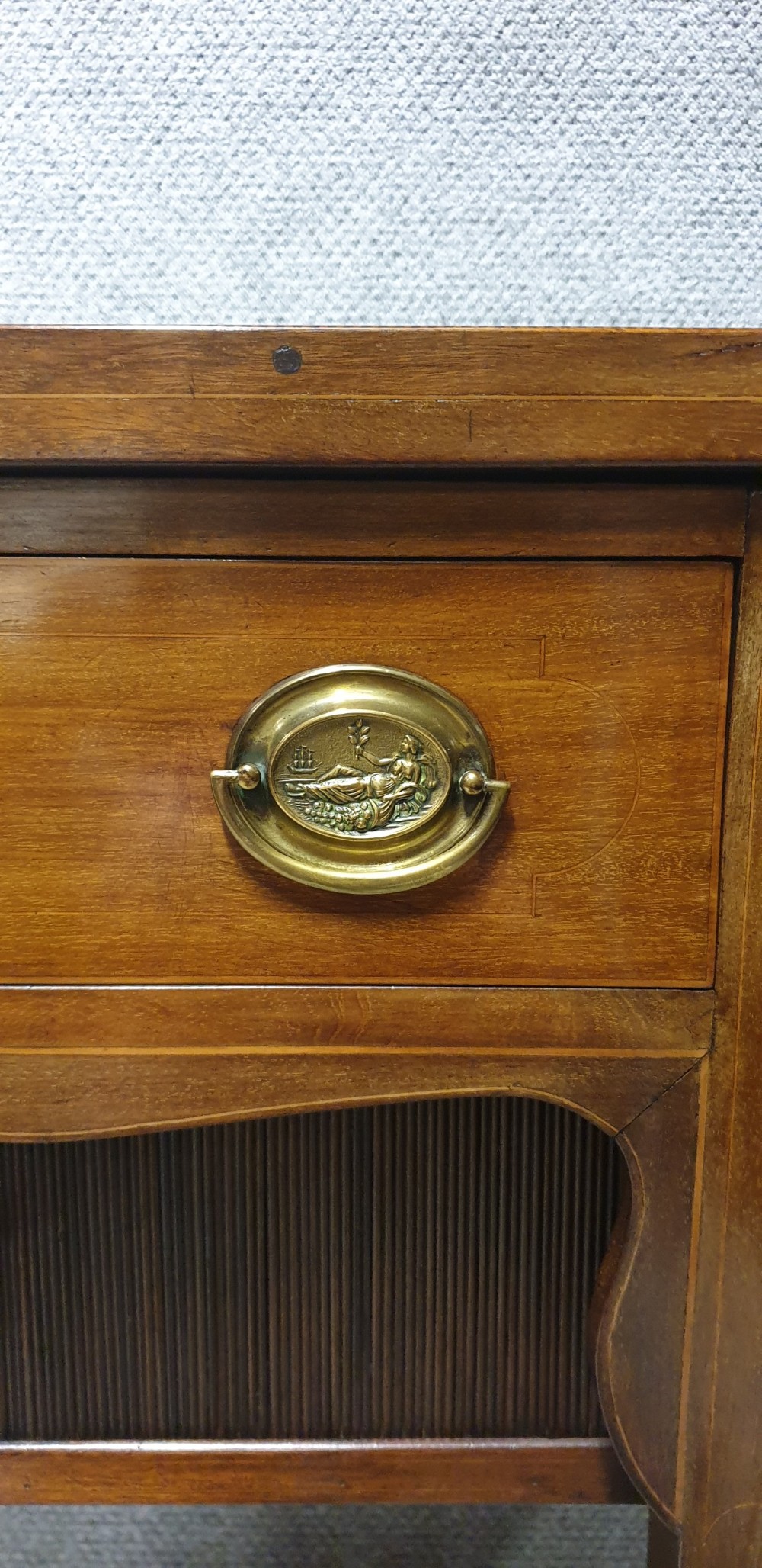 Georgian Mahogany Bowed Sideboard  View XI