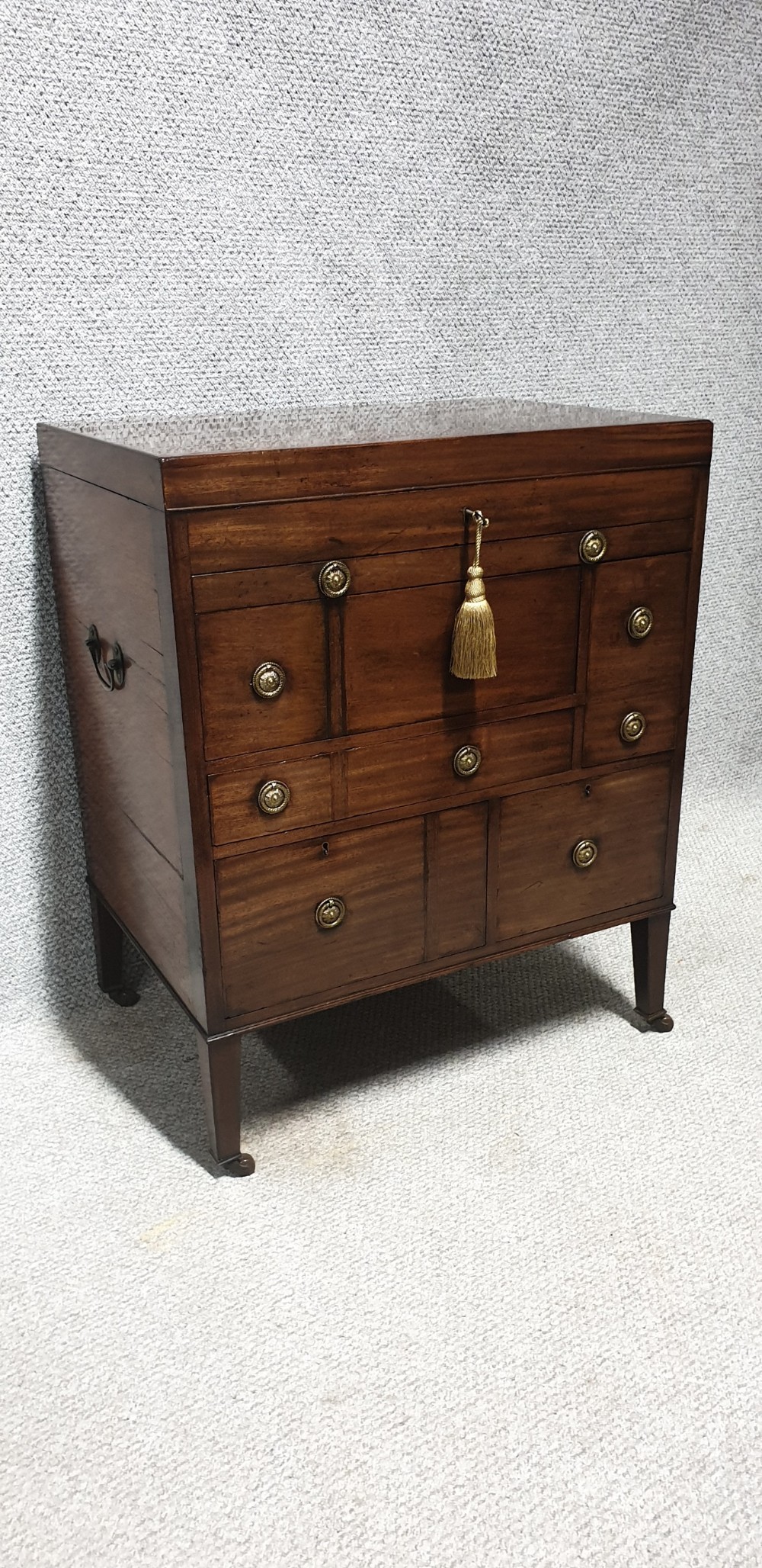 Georgian Mahogany Gentlemen's Dressing Chest