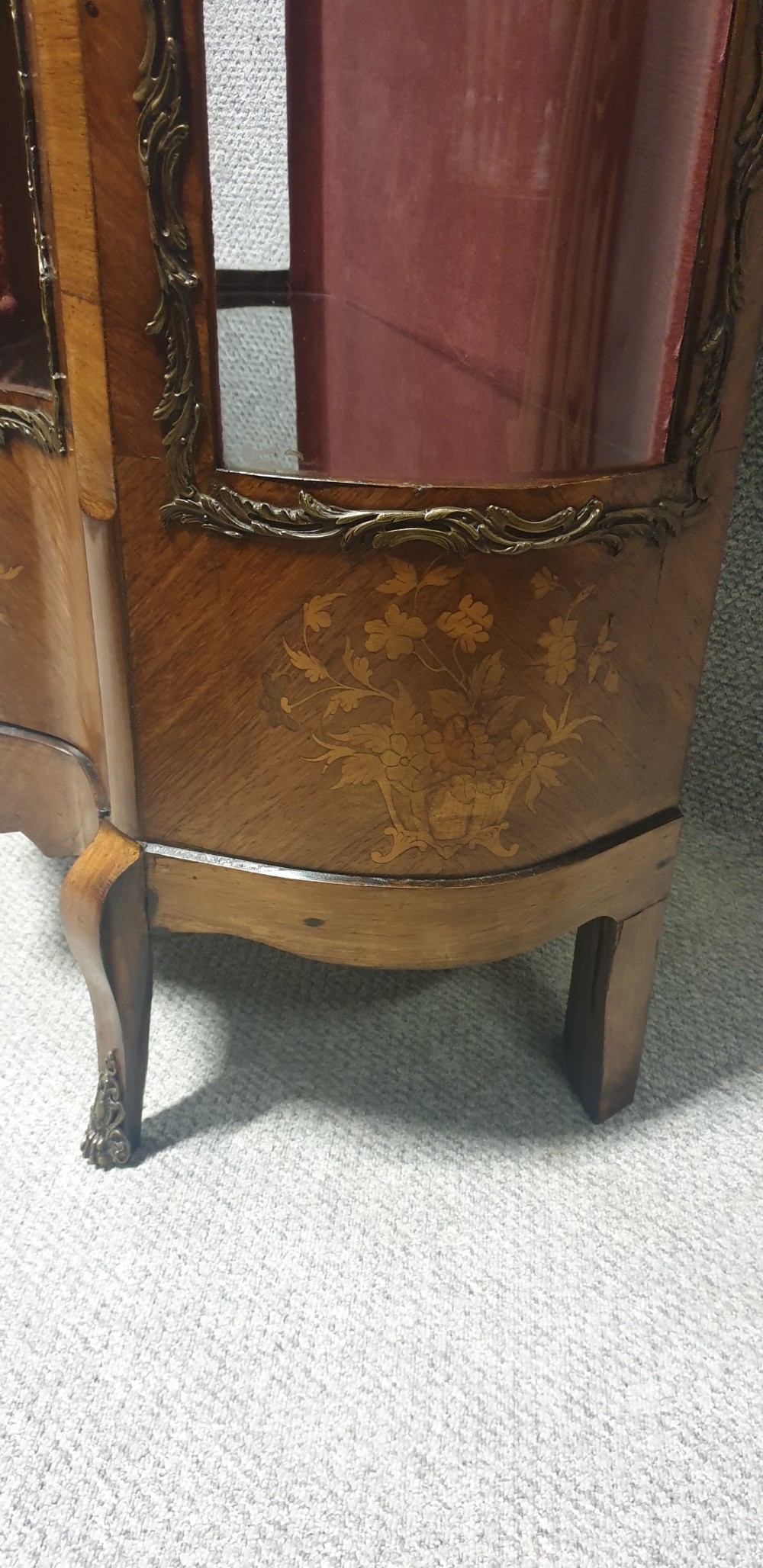 FRENCH MARQUETRY DISPLAY CABINET View VIII