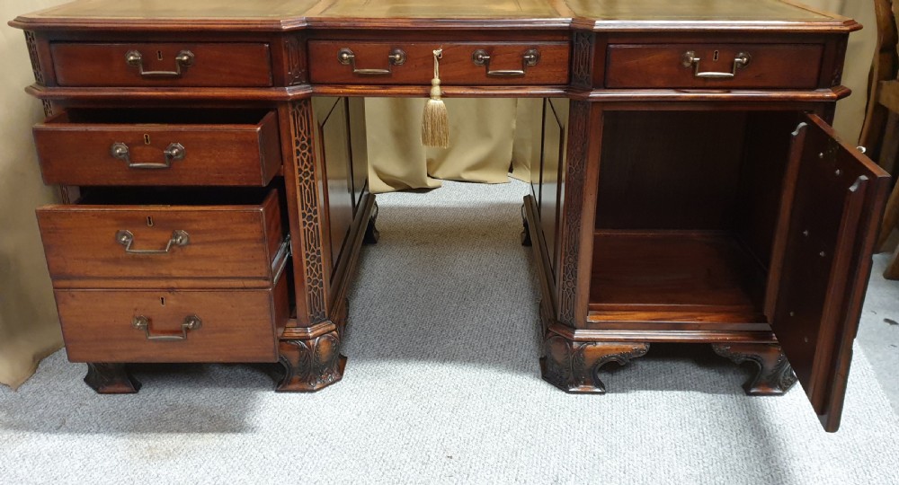 Mahogany Partners Desk View XIII