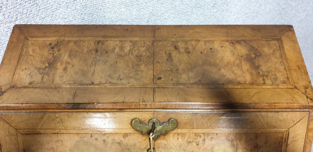 Superb Queen Anne Burr Walnut Bureau View V