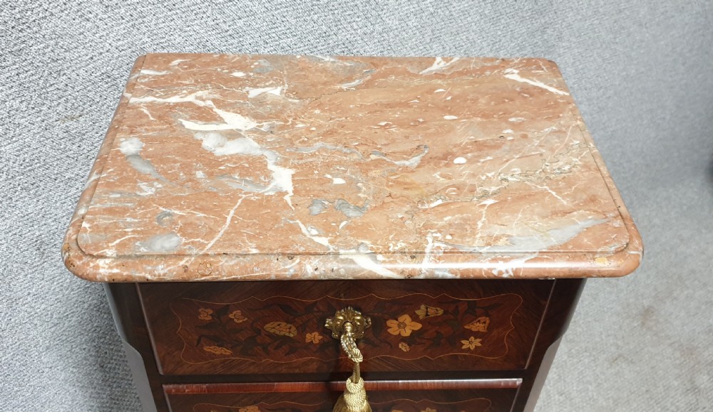 Wonderful Marquetry Semanier Chest of Drawers View III